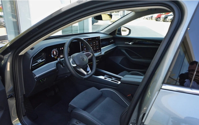Volkswagen Passat cena 189900 przebieg: 5, rok produkcji 2024 z Kamień Pomorski małe 352